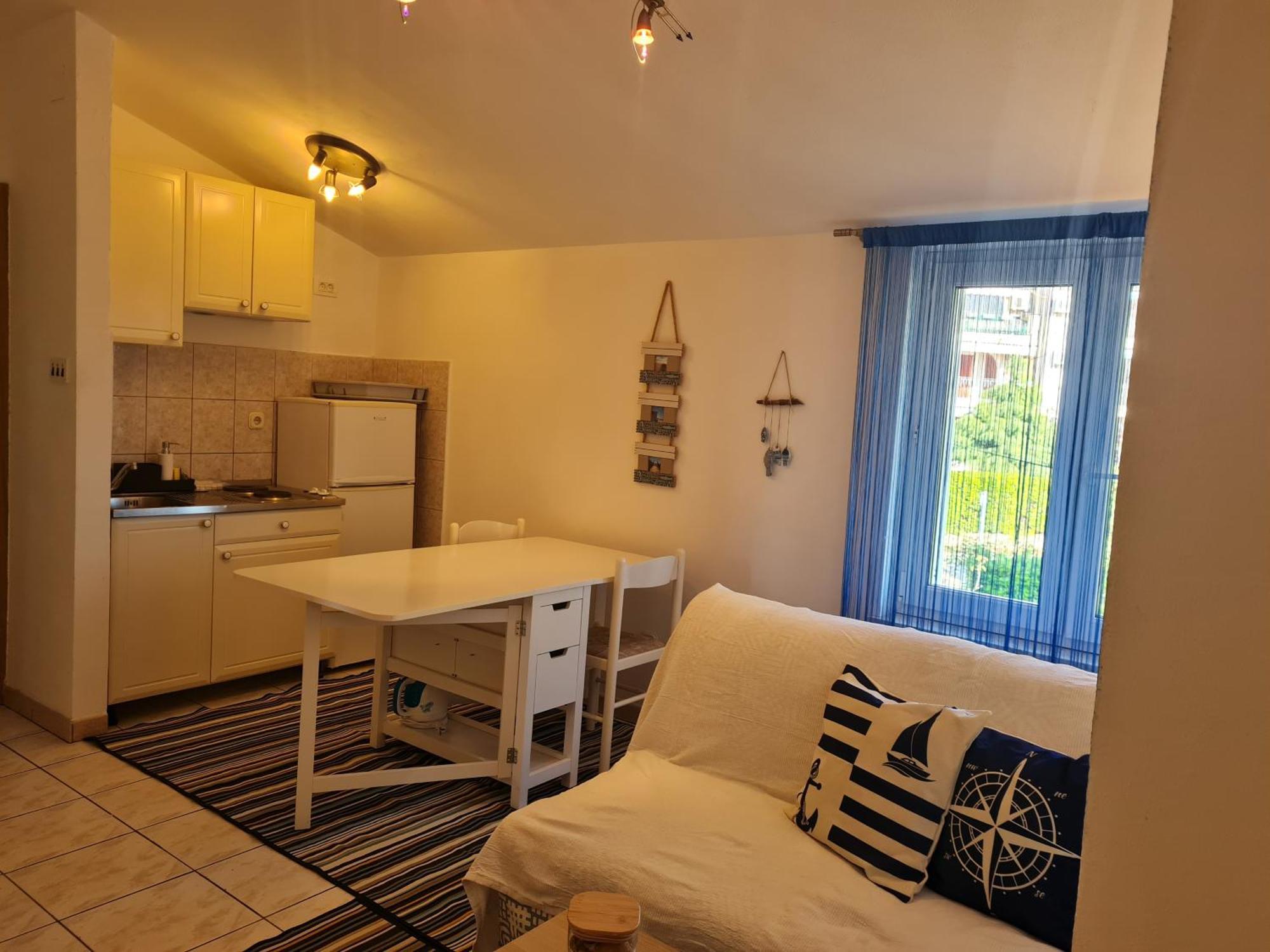 Apartmani Elena Malinska Chambre photo